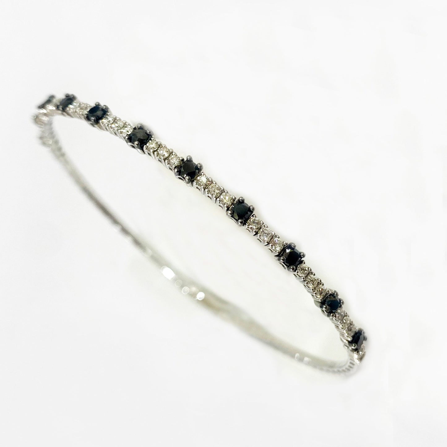 14k White Gold Black Diamond Flex Bangle