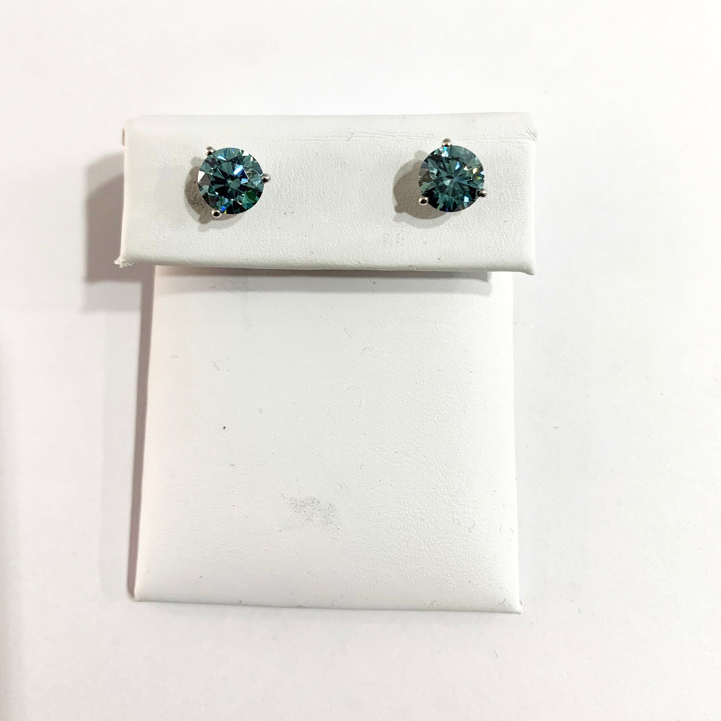 14k White Gold Blue Diamond Earrings