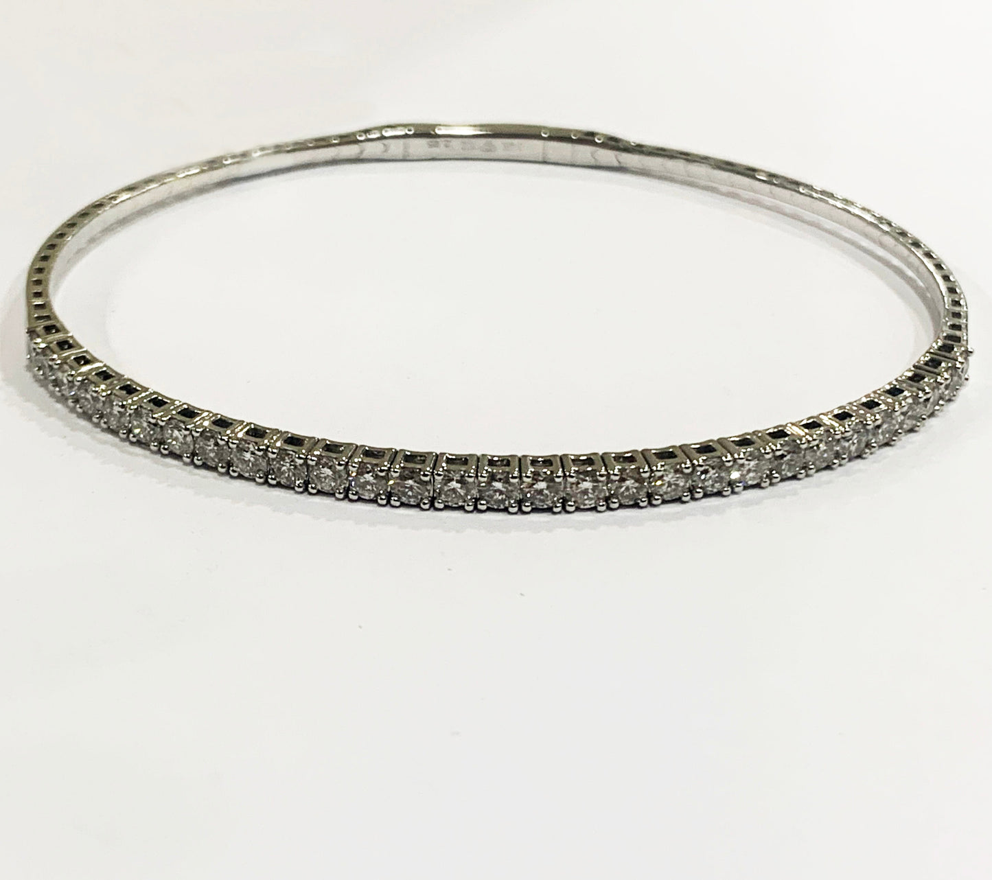 14k White Gold Diamond Flex Bangle