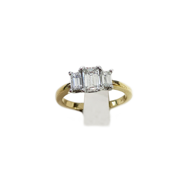 14k Yellow Gold Diamond Ring