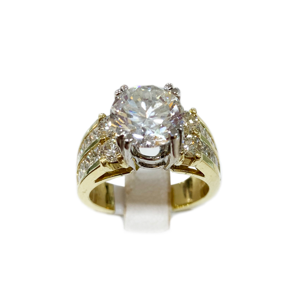 18k Yellow Gold Diamond Ring
