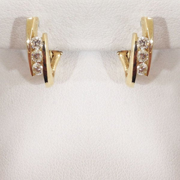 14k Yellow Gold Diamond Earrings