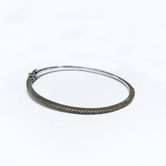 14k White Gold White Diamond Bangle
