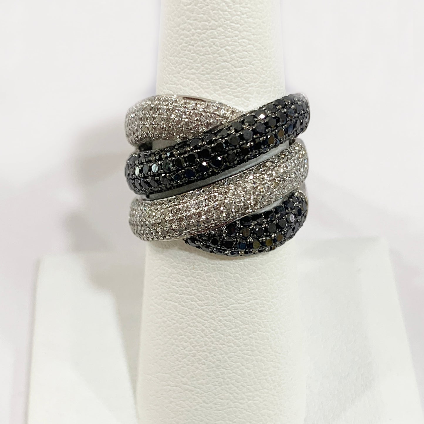 14k White Gold Black Diamond Ring