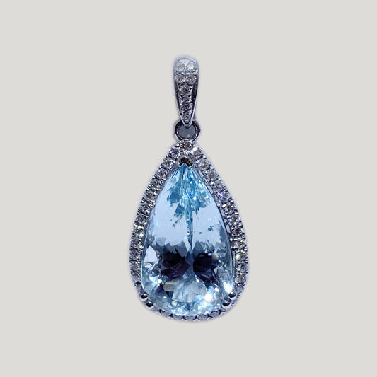 14K White Gold Aquamarine Pendant