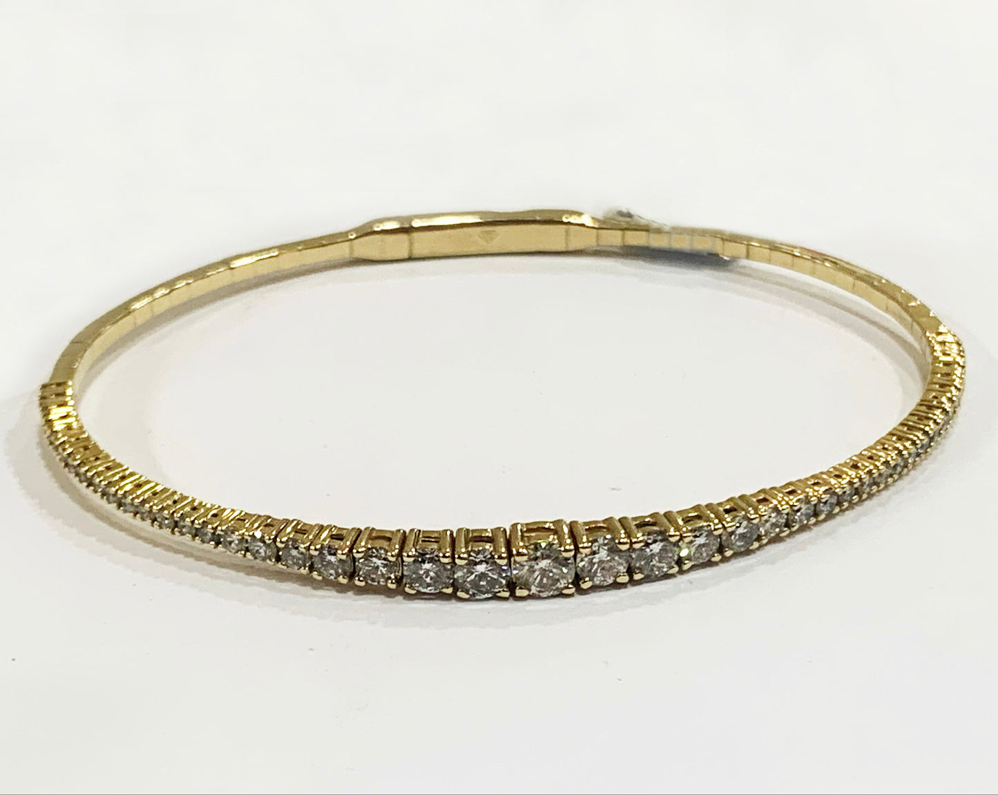 14k Yellow Gold White Diamond Bangle