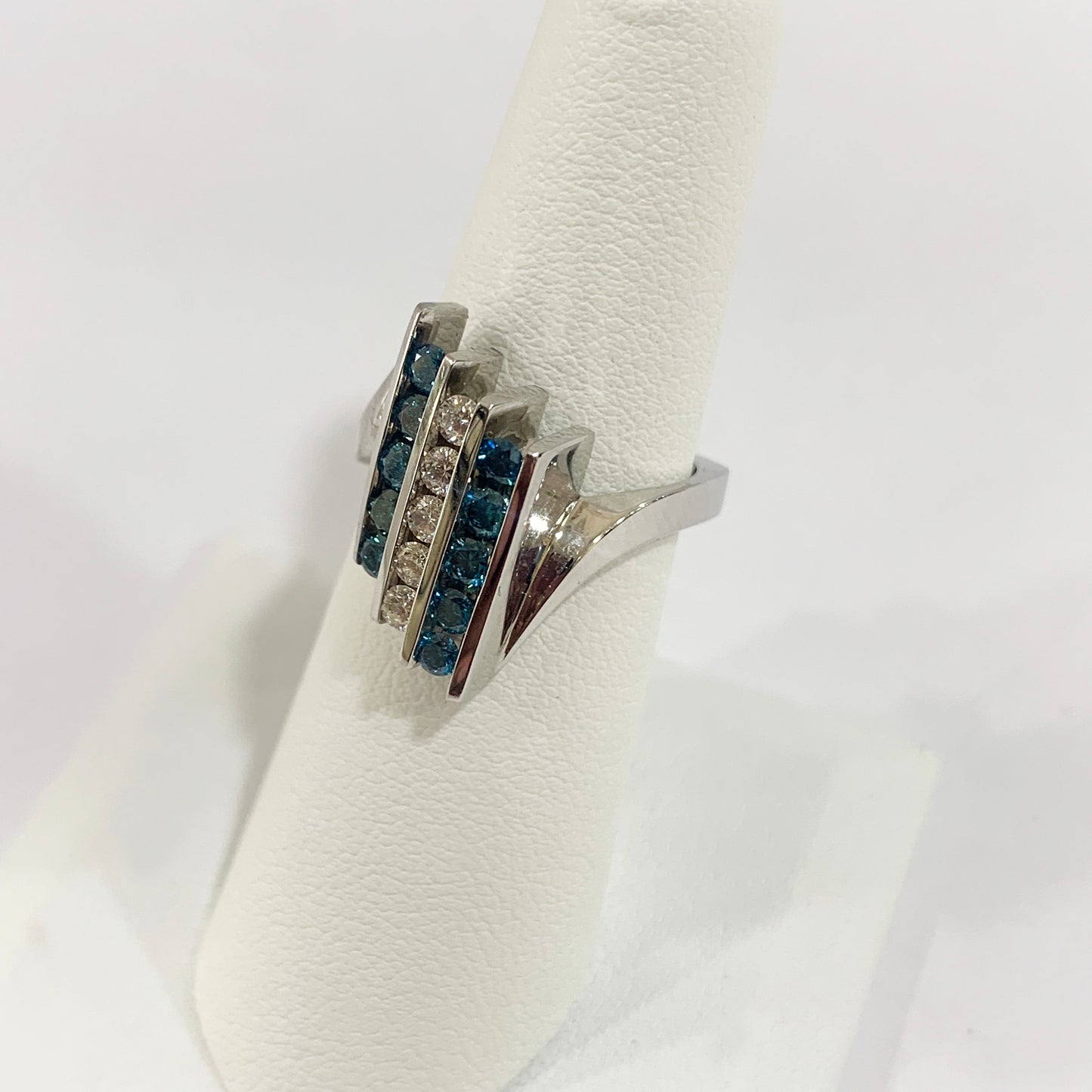 14k White Gold Blue Diamond Ring
