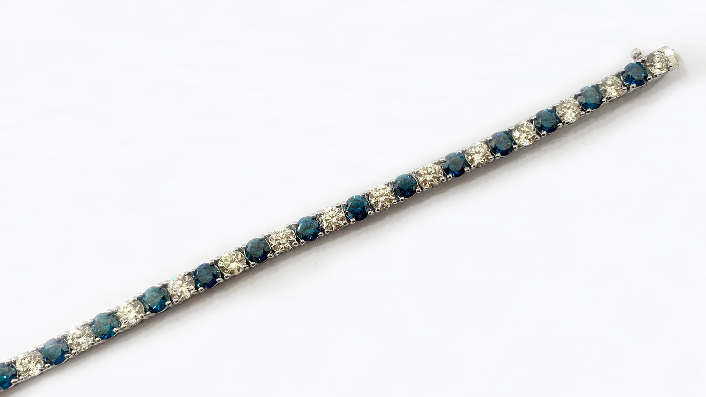 14k White Gold Blue Diamond Bracelet