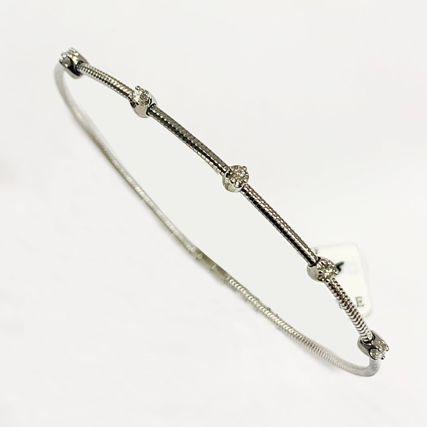 14k White Gold Diamond Flex Bangle