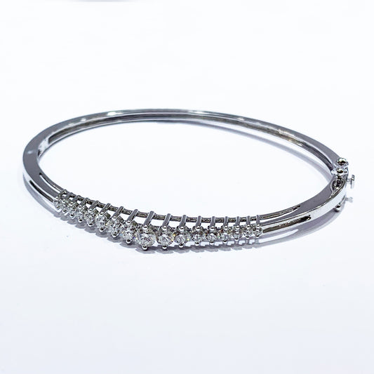 14k White Gold White Diamond Bangle