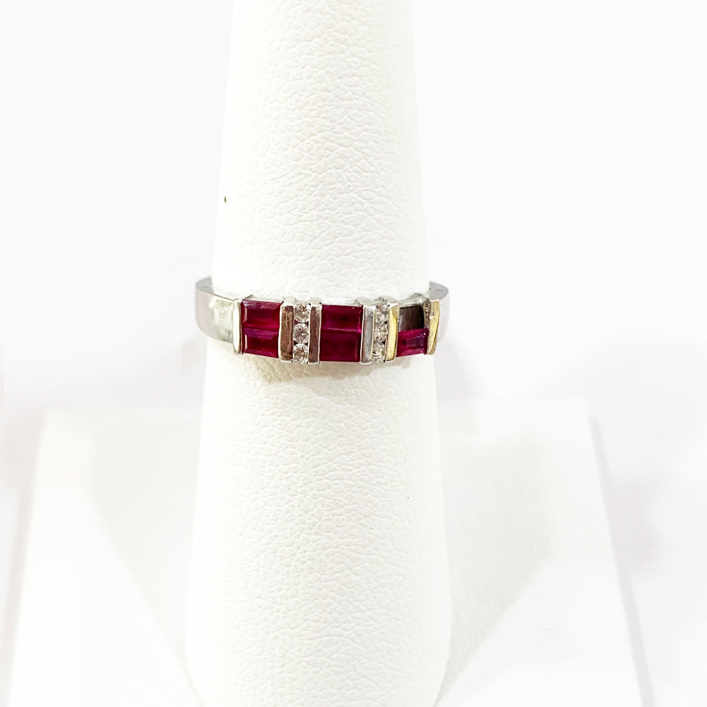 14k White Gold Ruby Diamond Ring