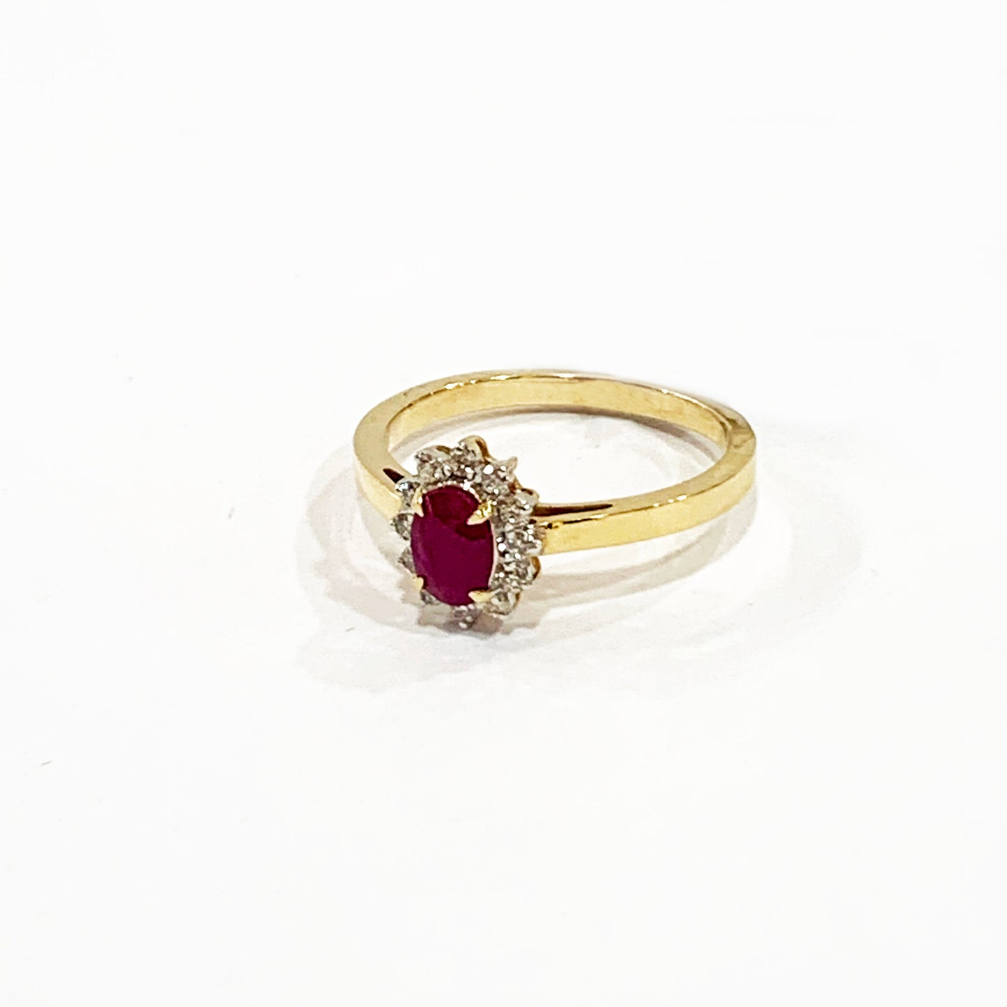 14k Yellow Gold Ruby Diamond Ring