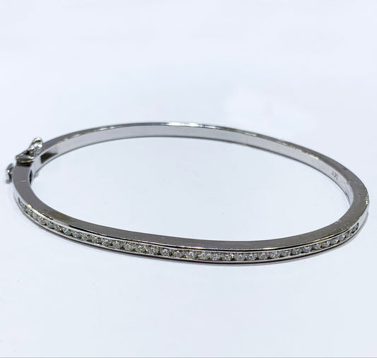 14k White Gold Diamond Bangle