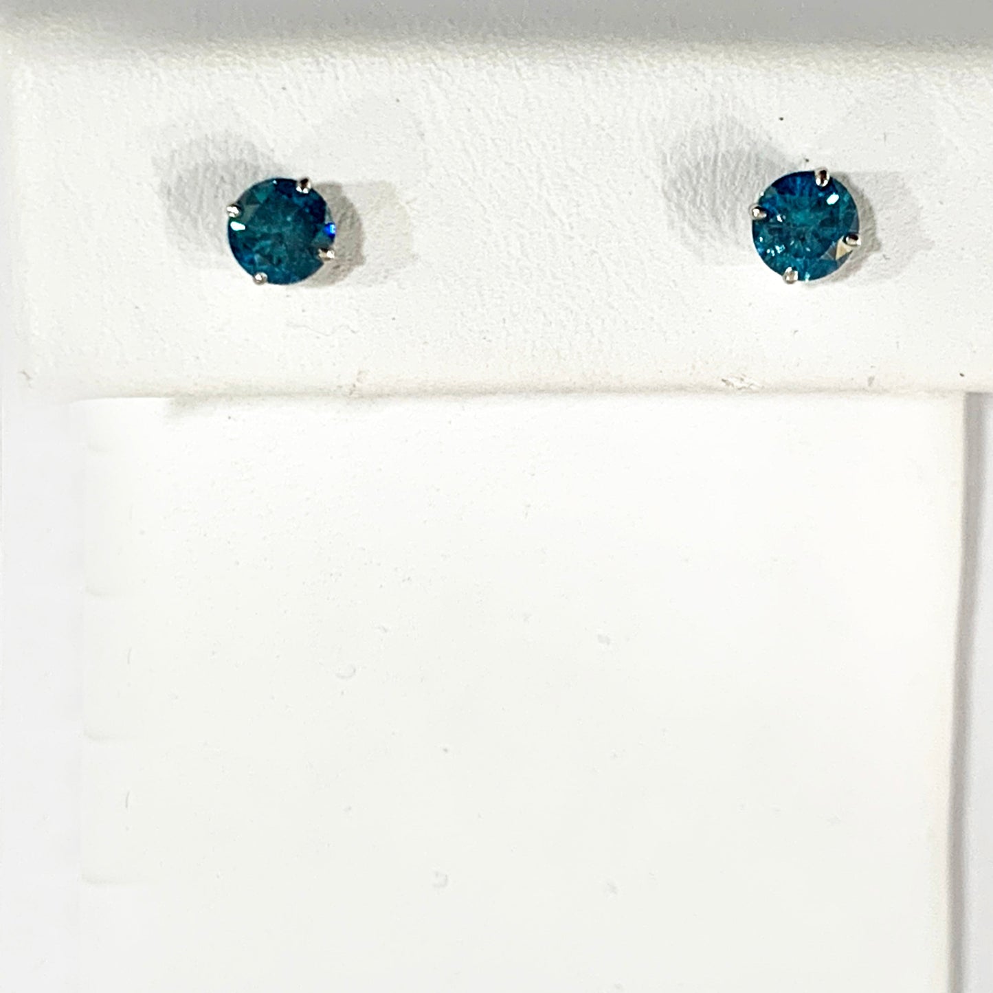 14k White Gold Blue Diamond Earrings