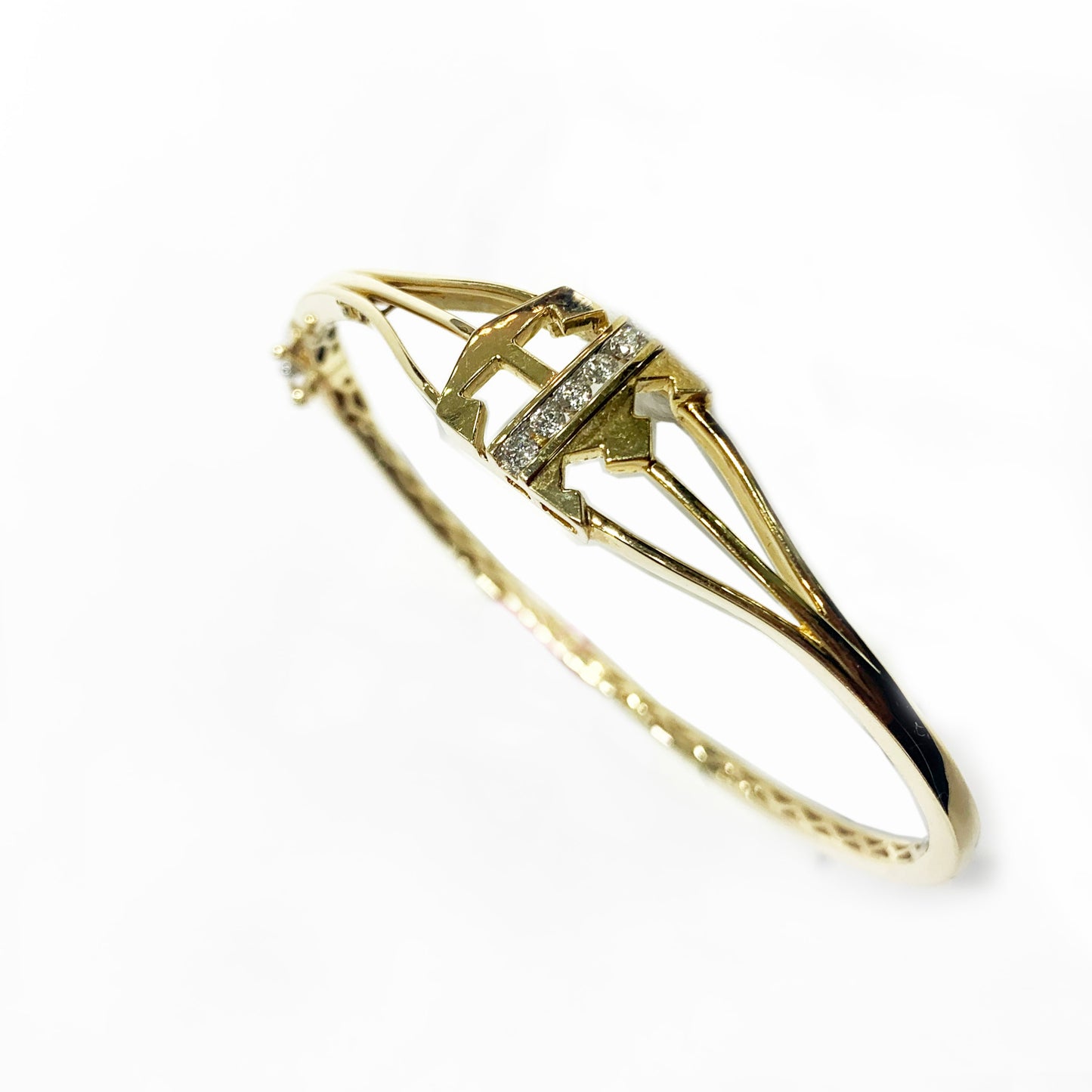 14k Yellow Gold Diamond Anchor Bangle