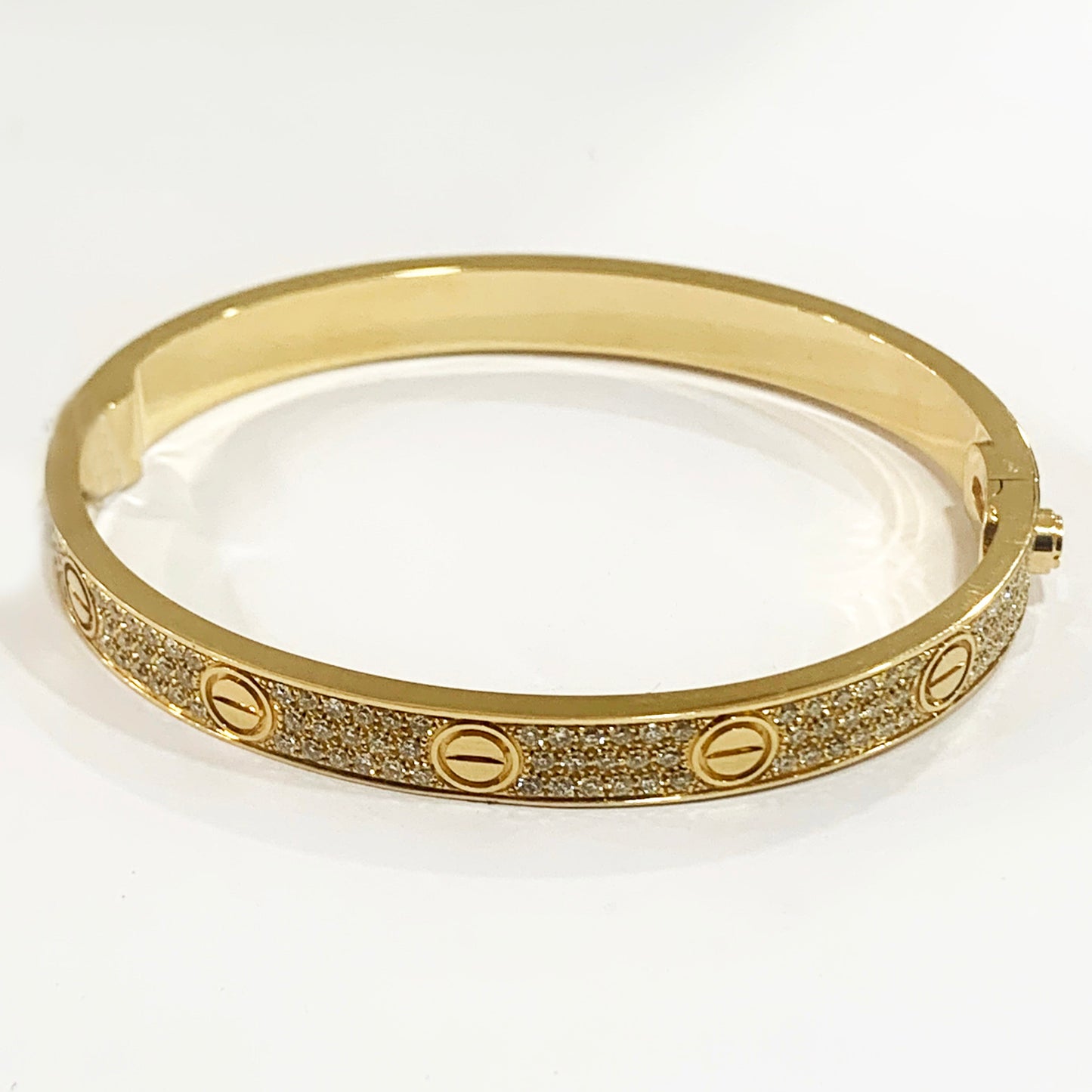 18k Yellow Gold Diamond Bangle