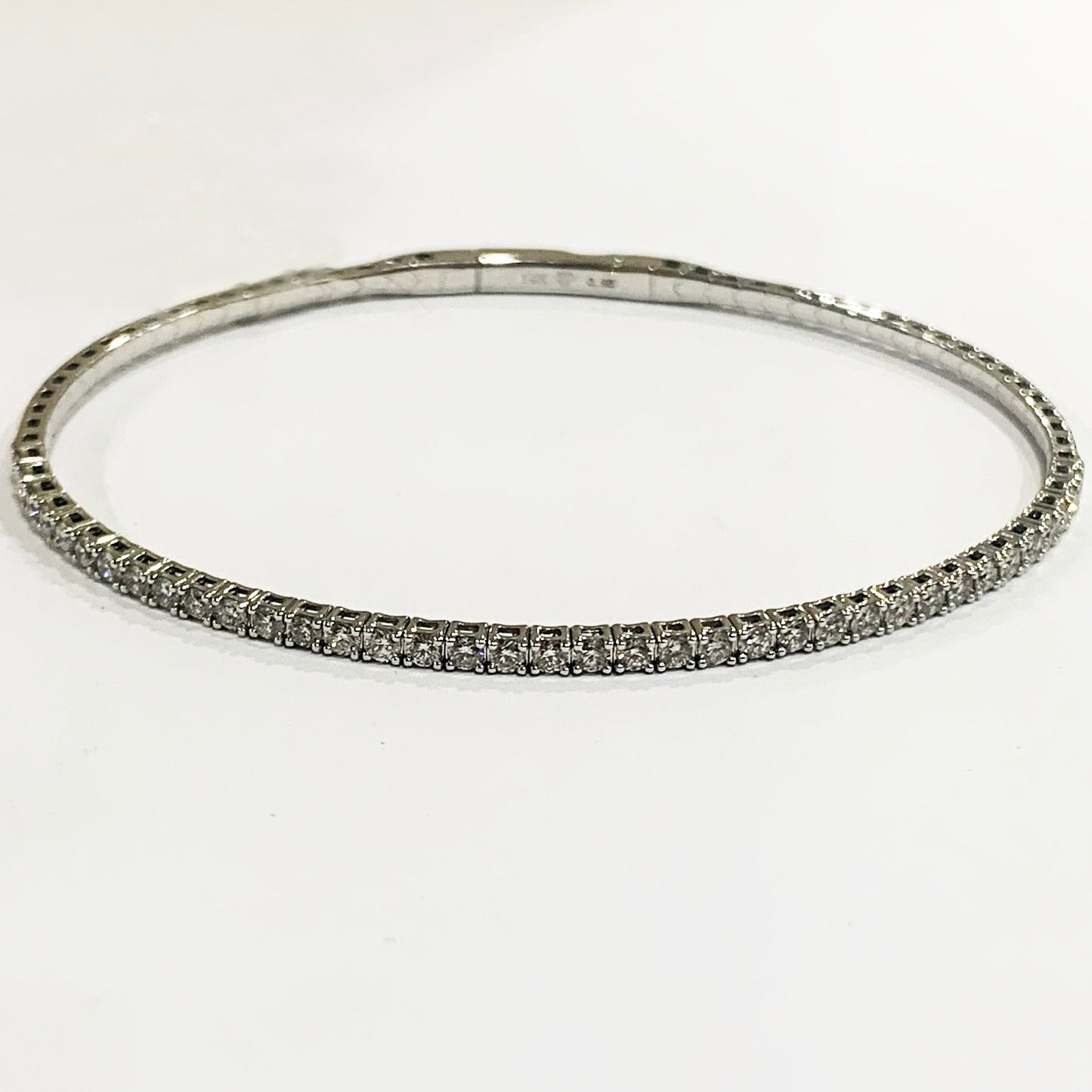 14k White Gold Diamond Flex Bangle