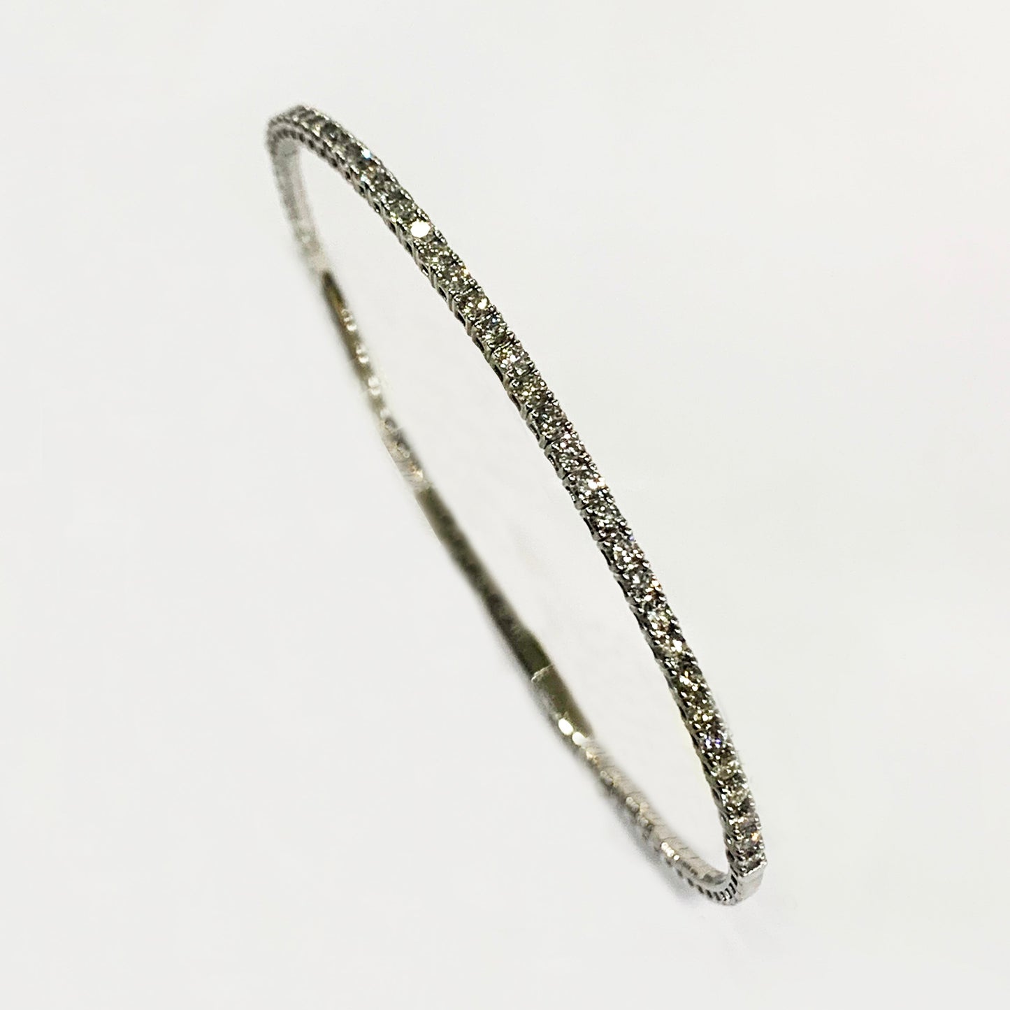 14k White Gold Diamond Flex Bangle