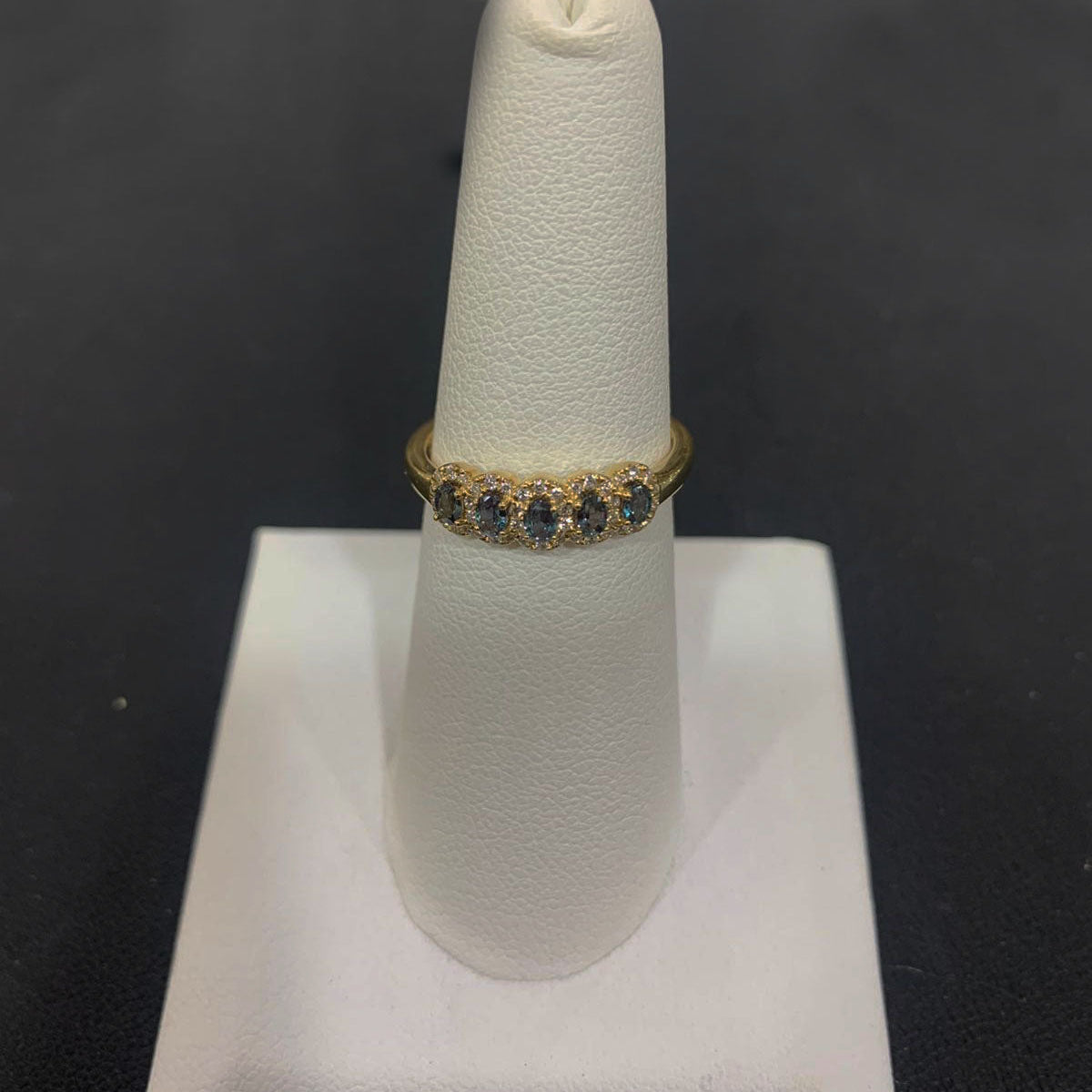 18k Yellow Gold Alexandrite Ring