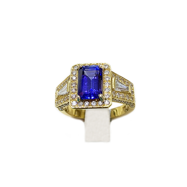 18k Yellow Gold Tanzanite Ring