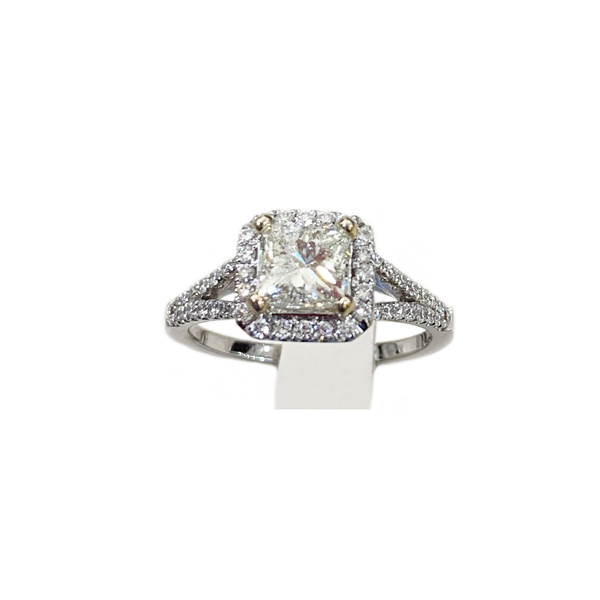 18k White Gold Diamond Ring