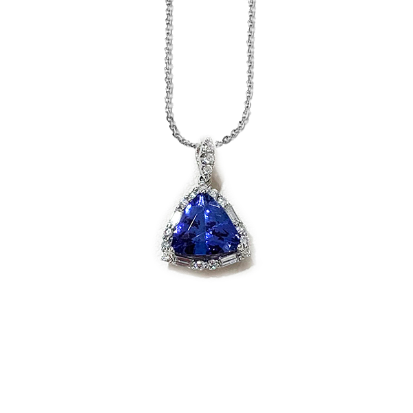 18k White Gold Tanzanite Pendant