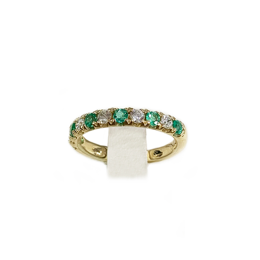 14k Yellow Gold Emerald Band