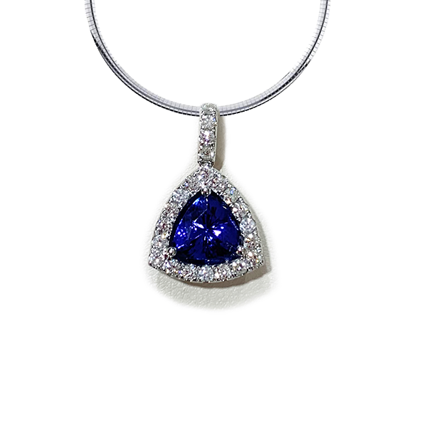 18k White Gold Tanzanite Pendant