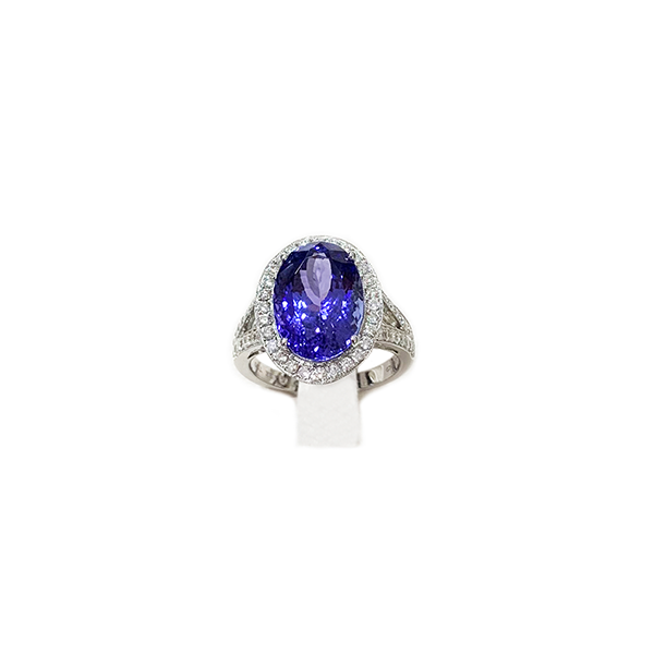 18k White Gold Tanzanite Ring