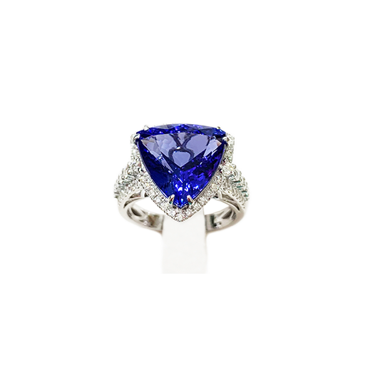 14k White Gold Tanzanite Ring