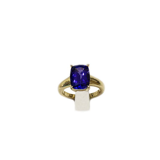 18k Yellow Gold Tanzanite Ring